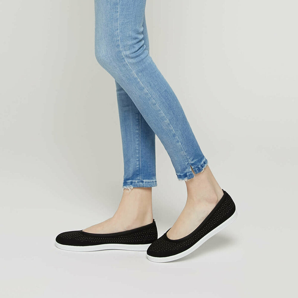 Women's Black White Babette