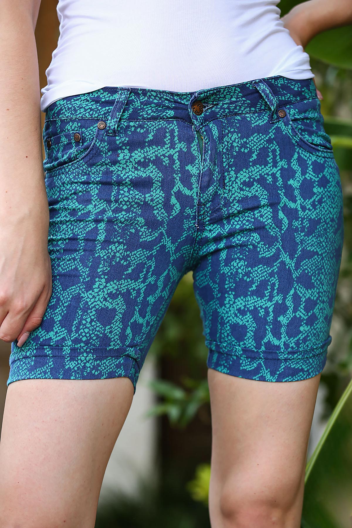 Women's Patterned Green Shorts