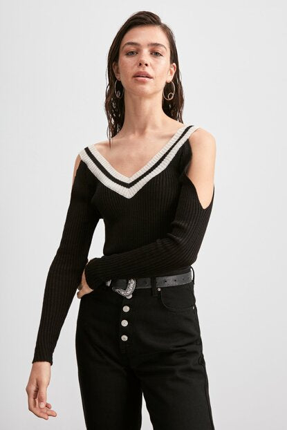 Women's Collar Detail Cut Out Shoulder Black Tricot Sweater