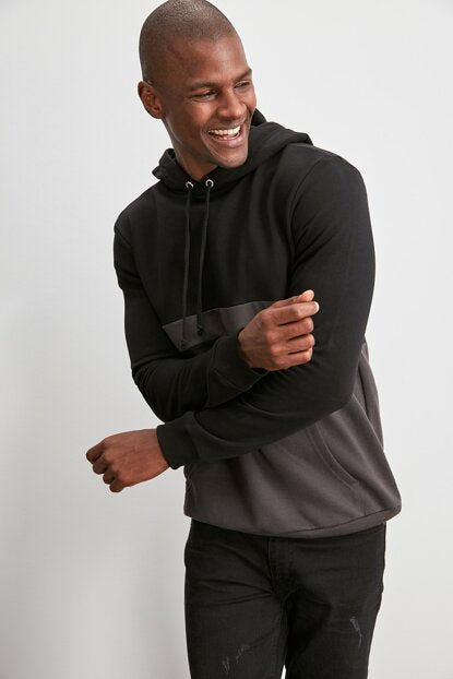 Men's Hooded Kangaroo Pocket Long Sleeves Black Sweatshirt