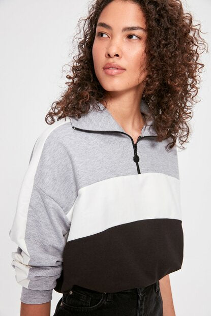 Women's Grey Crop Sweatshirt