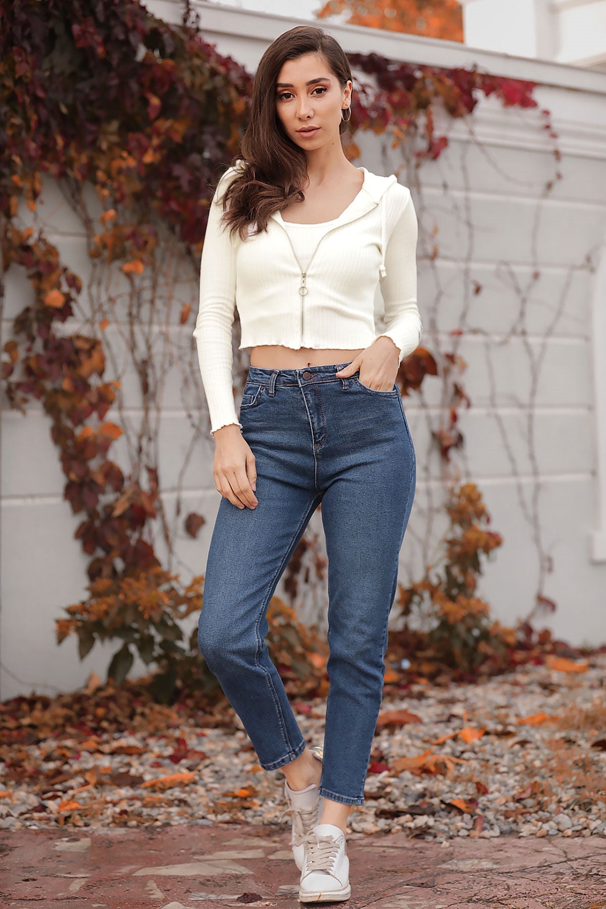 Women's Navy Blue Jeans