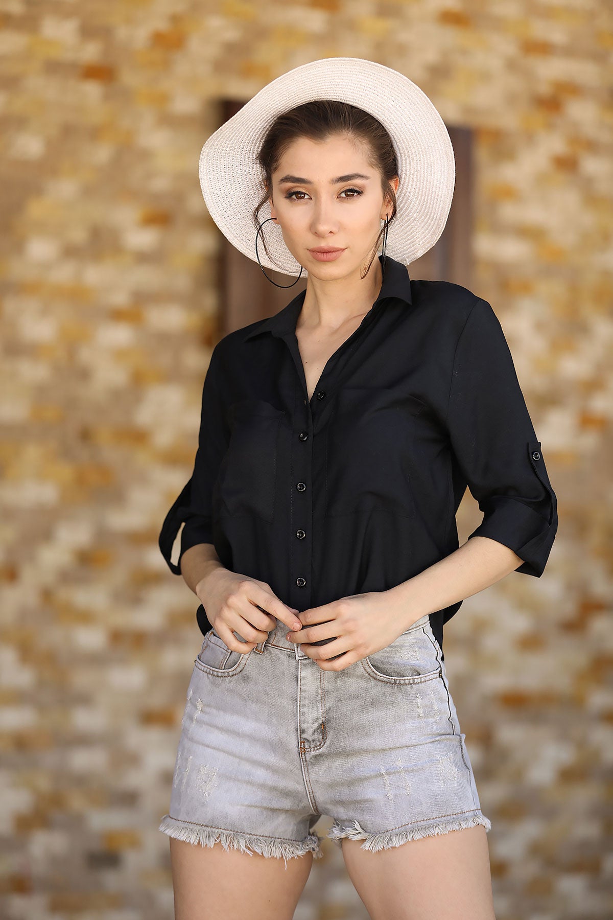 Women's Fringed Hem Grey Denim Shorts