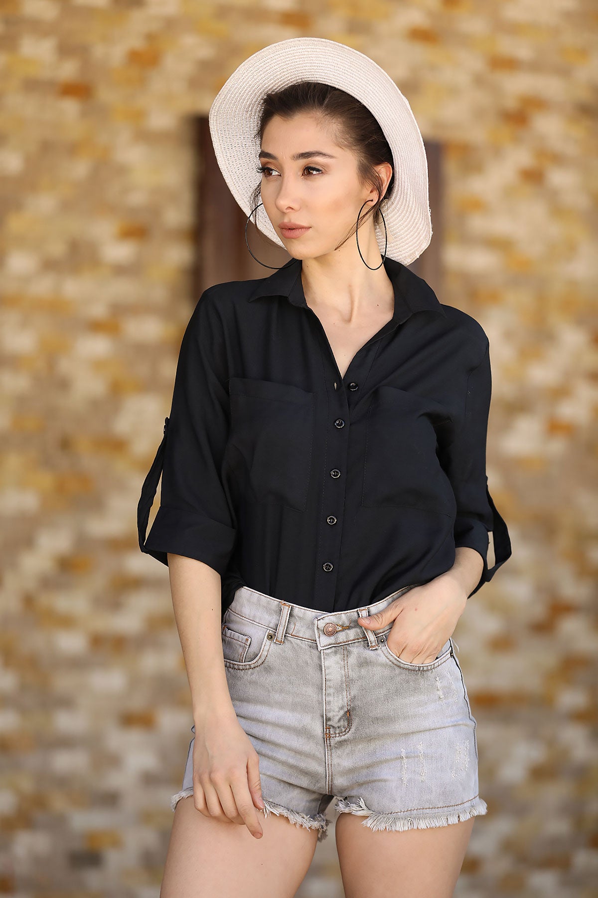 Women's Fringed Hem Grey Denim Shorts