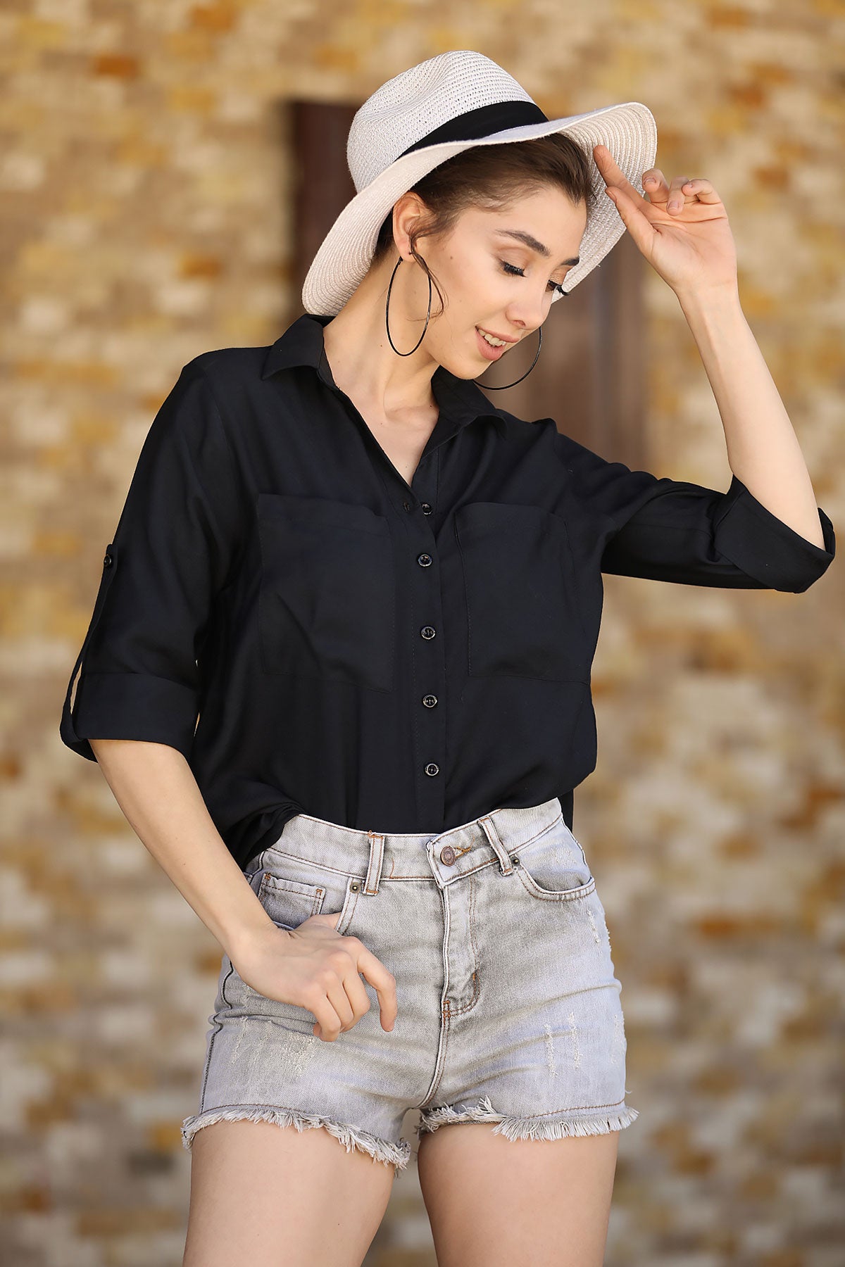 Women's Fringed Hem Grey Denim Shorts