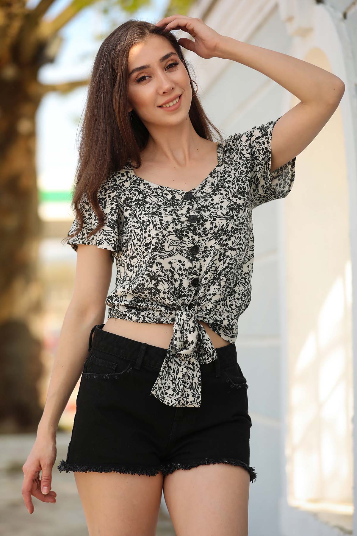Women's Button Tie Waist Patterned Crop Blouse