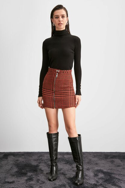 Women's Tile Red Short Skirt