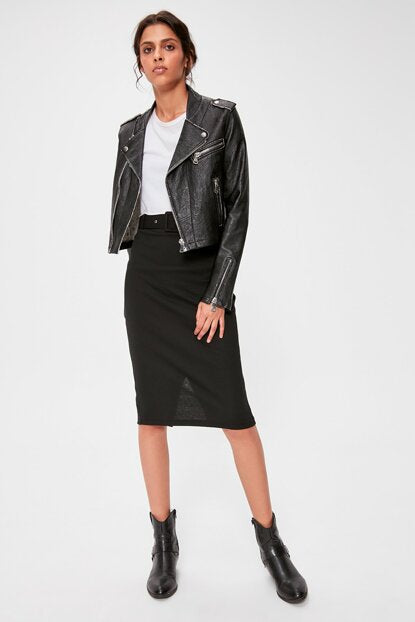 Women's Belted Black Rib Skirt