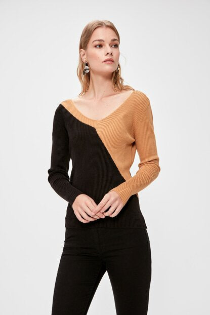 Women's Color Block Black Tricot Sweater