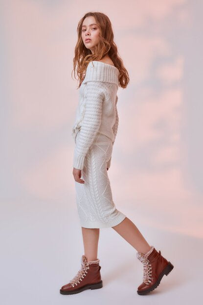 Women's Ecru Tricot Skirt