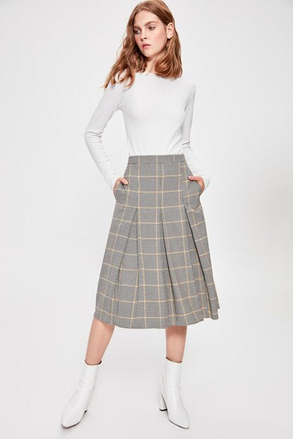 Women's Hounstooth Pattern Grey Skirt