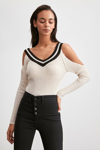 Women's Collar Detail Cut Out Shoulder Beige Tricot Sweater