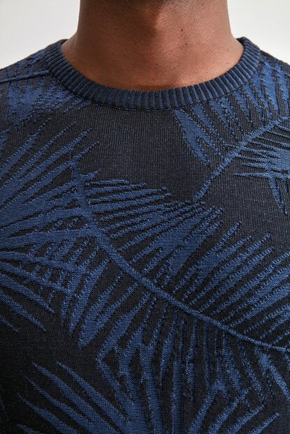 Men's Patterned Crew Neck Indigo Sweater