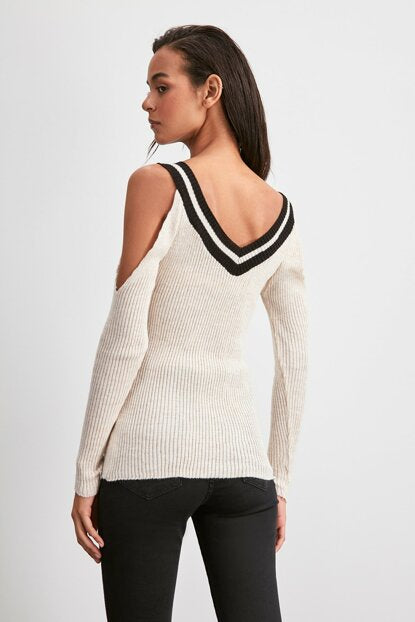 Women's Collar Detail Cut Out Shoulder Beige Tricot Sweater