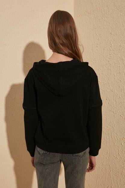 Women's Hooded Zipped Black Sweatshirt