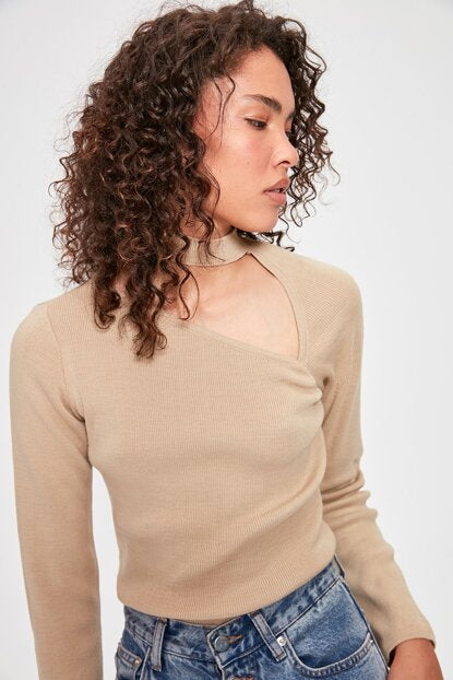 Women's Cut Out Collar Beige Tricot Sweater