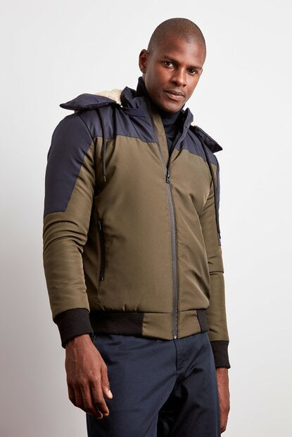 Men's Hooded Front Zipped Pocket Khaki Coat