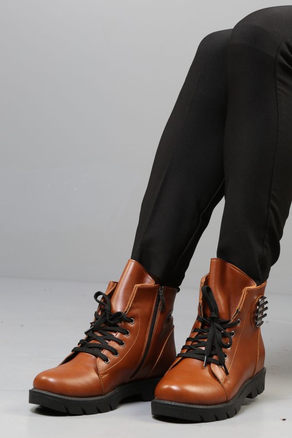 Women's Lace-up Detail Zipped Leather Boots