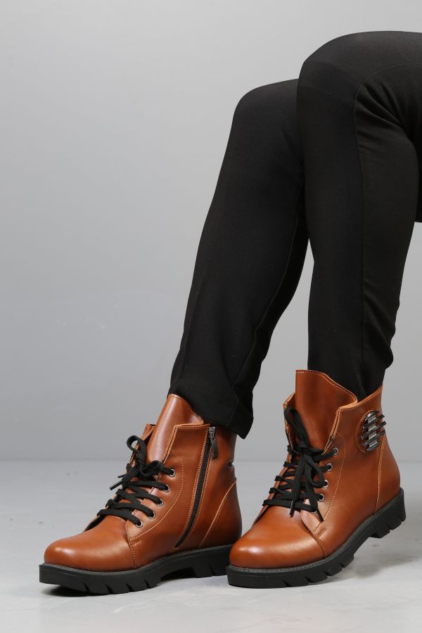 Women's Lace-up Detail Zipped Leather Boots