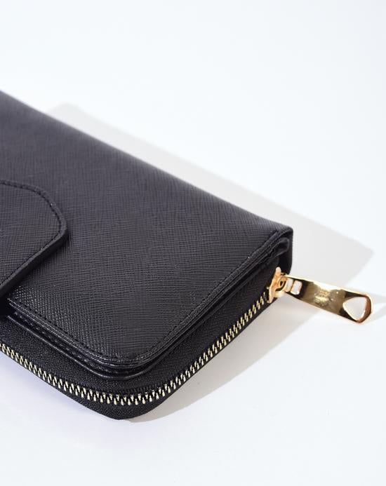 Women's Zipped Black Wallet