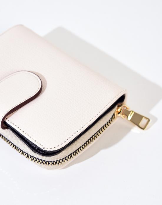 Women's Zipped Beige Wallet