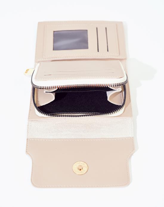 Women's Zipped Beige Wallet