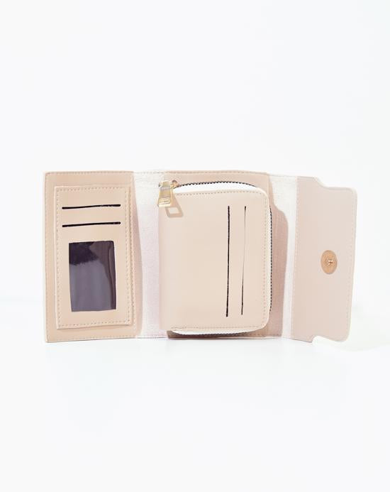 Women's Zipped Beige Wallet