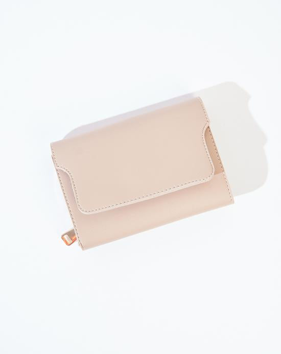 Women's Zipped Beige Wallet