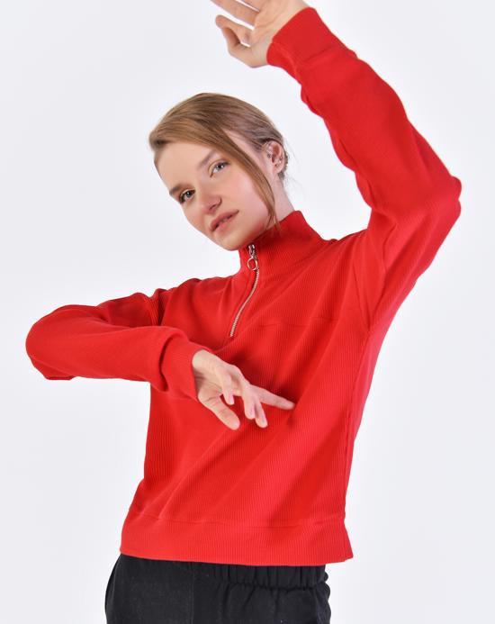 Women's Zipped Collar Sweatshirt