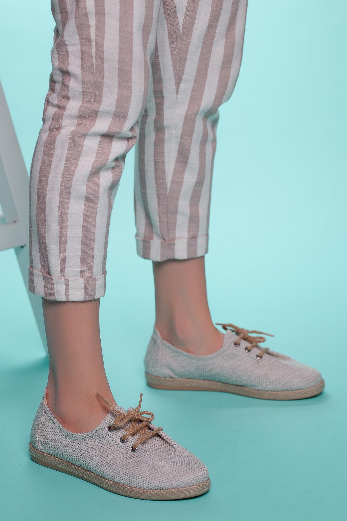 Women's Lace-up Casual Shoes