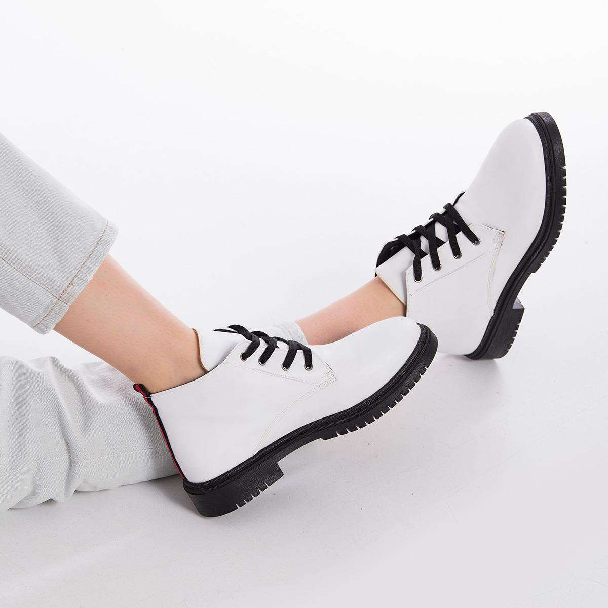 Women's Lace-up White Boots