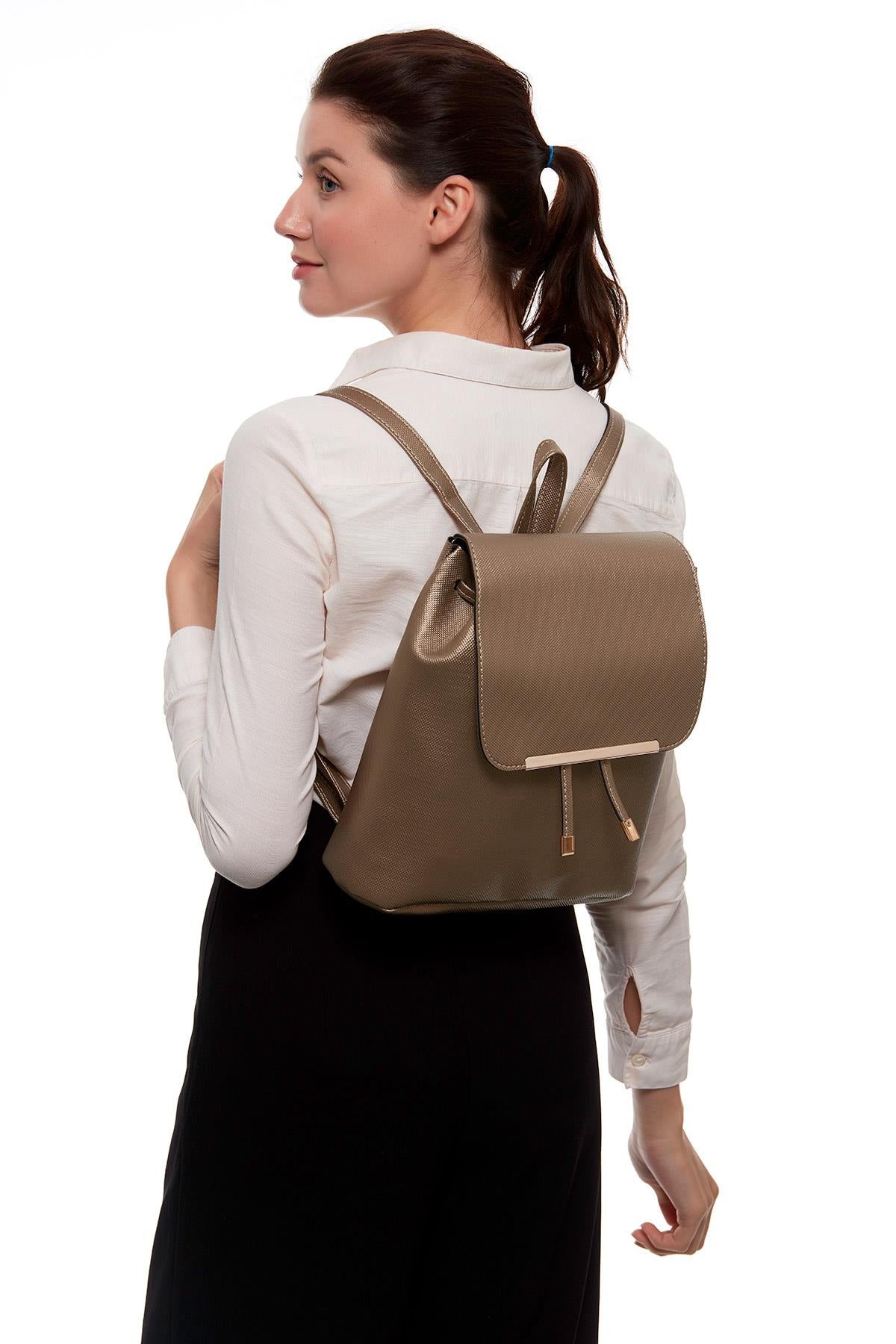 Women's Zipped Bronze Backpack