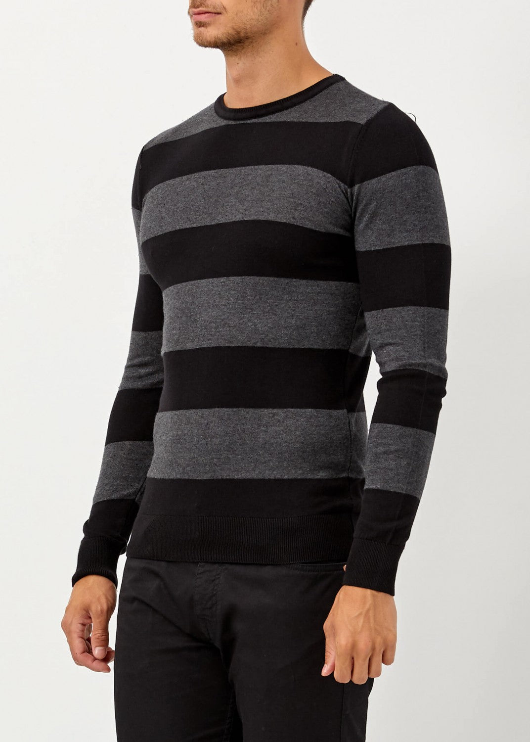 Men's Slim Fit Black Light Pullover