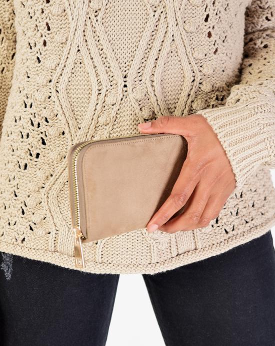 Women's Zipped Mink Suede Wallet