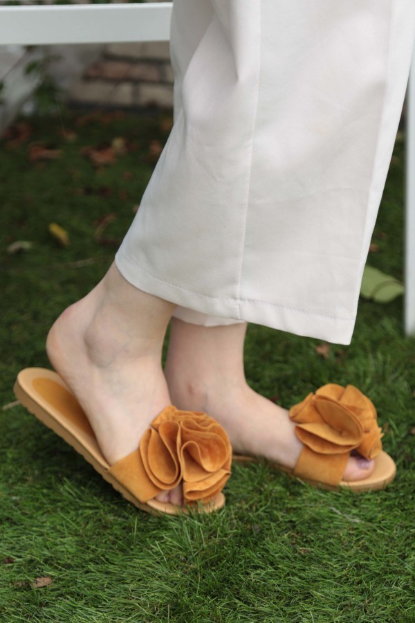 Women's Floral Detail Mustard Slippers